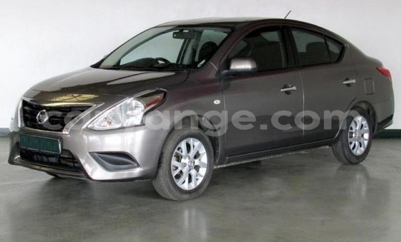 Acheter Occasion Voiture Nissan Almera Beige à Windhoek, Namibie Acheter Occasion Voiture Nissan Almera Beige à Windhoek, Namibie