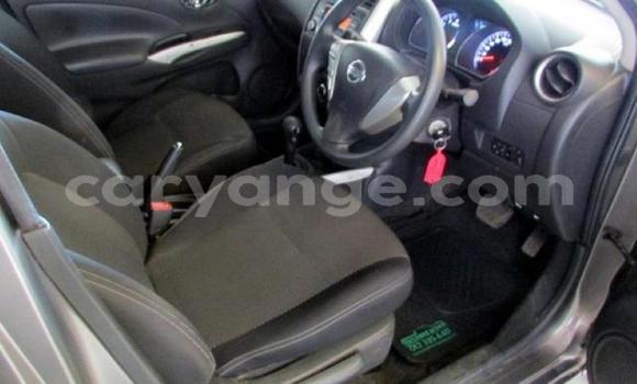 Acheter Occasion Voiture Nissan Almera Beige à Windhoek, Namibie Acheter Occasion Voiture Nissan Almera Beige à Windhoek, Namibie