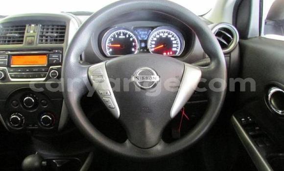 Acheter Occasion Voiture Nissan Almera Beige à Windhoek, Namibie Acheter Occasion Voiture Nissan Almera Beige à Windhoek, Namibie