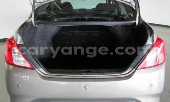 Acheter Occasion Voiture Nissan Almera Beige à Windhoek, Namibie Acheter Occasion Voiture Nissan Almera Beige à Windhoek, Namibie