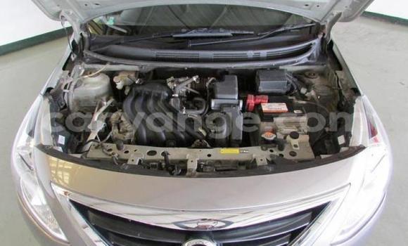 Acheter Occasion Voiture Nissan Almera Beige à Windhoek, Namibie Acheter Occasion Voiture Nissan Almera Beige à Windhoek, Namibie