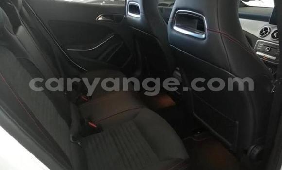 Buy Used Mercedes-Benz GLA-klasse White Car in Karasburg in Karas Buy Used Mercedes-Benz GLA-klasse White Car in Karasburg in Karas