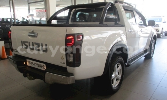 Buy Used Isuzu KB White Car in Windhoek in Namibia Buy Used Isuzu KB White Car in Windhoek in Namibia