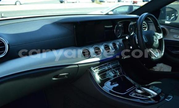 Buy Used Mercedes-Benz E–Class White Car in Windhoek in Namibia Buy Used Mercedes-Benz E–Class White Car in Windhoek in Namibia