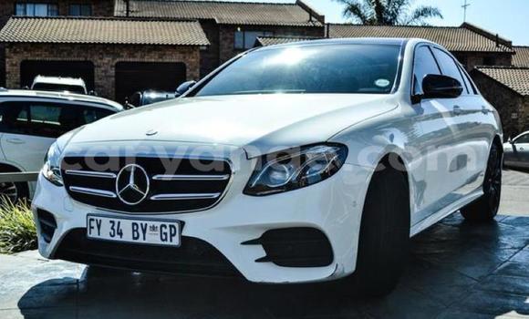 Buy Used Mercedes-Benz E–Class White Car in Windhoek in Namibia Buy Used Mercedes-Benz E–Class White Car in Windhoek in Namibia