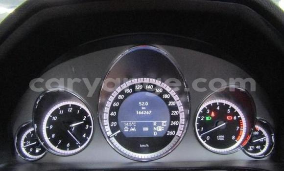 Acheter Occasion Voiture Mercedes-Benz E–Class Gris à Karasburg, Karas Acheter Occasion Voiture Mercedes-Benz E–Class Gris à Karasburg, Karas