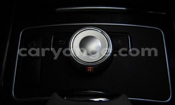 Acheter Occasion Voiture Mercedes-Benz E–Class Gris à Karasburg, Karas Acheter Occasion Voiture Mercedes-Benz E–Class Gris à Karasburg, Karas