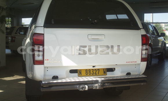 Acheter Occasion Voiture Isuzu D–MAX Blanc à Windhoek, Namibie