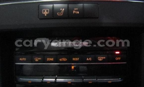 Acheter Occasion Voiture Mercedes-Benz E–Class Gris à Karasburg, Karas Acheter Occasion Voiture Mercedes-Benz E–Class Gris à Karasburg, Karas