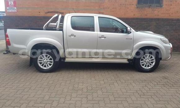 Buy Used Toyota Hilux Silver Car in Karasburg in Karas Buy Used Toyota Hilux Silver Car in Karasburg in Karas