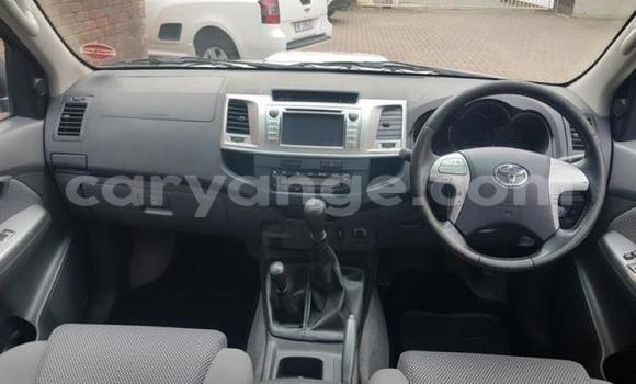 Buy Used Toyota Hilux Silver Car in Karasburg in Karas Buy Used Toyota Hilux Silver Car in Karasburg in Karas