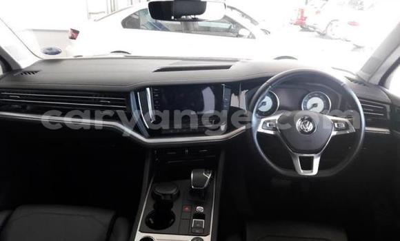 Acheter Occasion Voiture Volkswagen Touareg Bleu à Karasburg, Karas Acheter Occasion Voiture Volkswagen Touareg Bleu à Karasburg, Karas