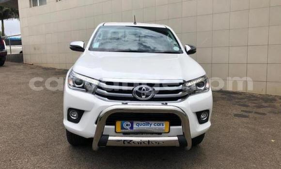 Acheter Occasion Voiture Toyota Hilux Blanc à Karasburg, Karas Acheter Occasion Voiture Toyota Hilux Blanc à Karasburg, Karas