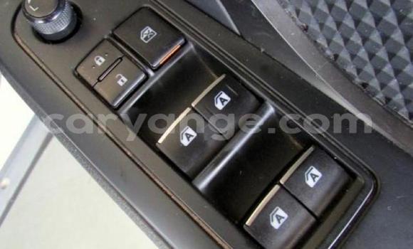 Acheter Occasion Voiture Toyota C-HR Blanc à Windhoek, Namibie Acheter Occasion Voiture Toyota C-HR Blanc à Windhoek, Namibie