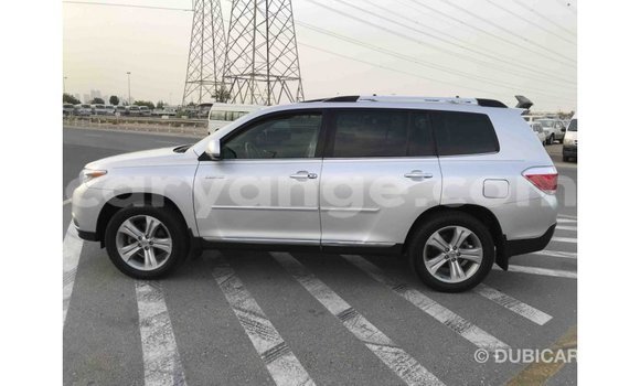 Acheter Import Voiture Toyota Highlander Autre à Import - Dubai, Namibie Acheter Import Voiture Toyota Highlander Autre à Import - Dubai, Namibie