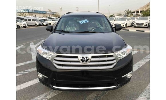 Acheter Import Voiture Toyota Highlander Noir à Import - Dubai, Namibie Acheter Import Voiture Toyota Highlander Noir à Import - Dubai, Namibie