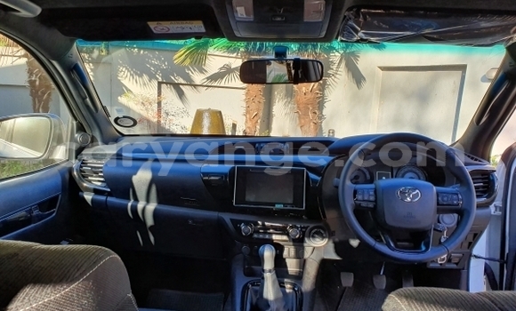 Acheter Occasion Voiture Toyota Hilux Blanc à Karasburg, Karas Acheter Occasion Voiture Toyota Hilux Blanc à Karasburg, Karas