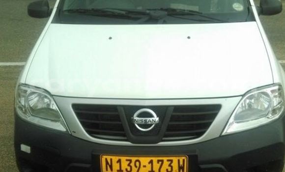 Buy Used Nissan 350Z White Car in Windhoek in Namibia