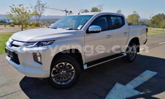 Buy Used Mitsubishi Triton White Car in Windhoek in Namibia Buy Used Mitsubishi Triton White Car in Windhoek in Namibia