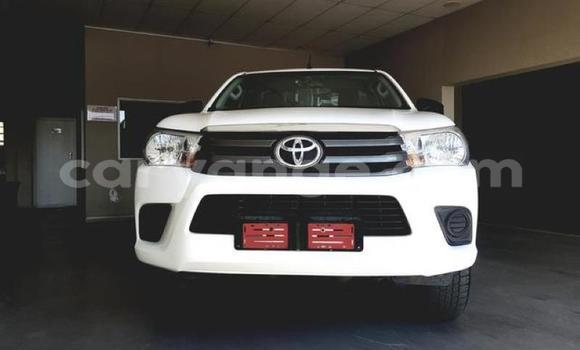Buy Used Toyota Hilux White Car in Karasburg in Karas Buy Used Toyota Hilux White Car in Karasburg in Karas