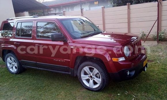 Acheter Occasion Voiture Jeep Patriot Rouge à Windhoek, Namibie Acheter Occasion Voiture Jeep Patriot Rouge à Windhoek, Namibie