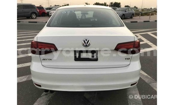 Acheter Import Voiture Volkswagen Jetta Blanc à Import - Dubai, Namibie Acheter Import Voiture Volkswagen Jetta Blanc à Import - Dubai, Namibie