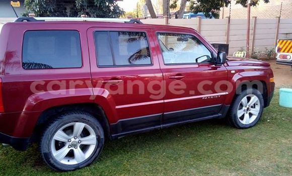 Acheter Occasion Voiture Jeep Patriot Rouge à Windhoek, Namibie Acheter Occasion Voiture Jeep Patriot Rouge à Windhoek, Namibie