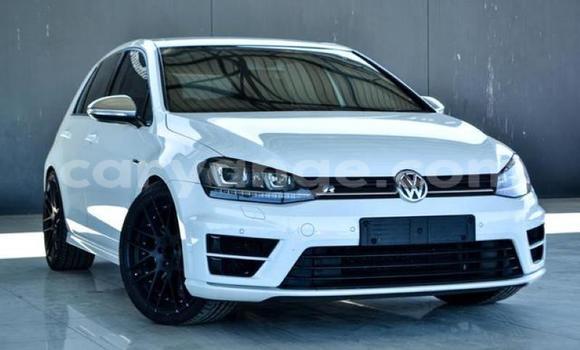 Acheter Occasion Voiture Volkswagen Golf R Blanc à Windhoek, Namibie Acheter Occasion Voiture Volkswagen Golf R Blanc à Windhoek, Namibie