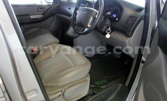 Buy Used Hyundai H1 Silver Car in Windhoek in Namibia Buy Used Hyundai H1 Silver Car in Windhoek in Namibia