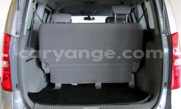 Buy Used Hyundai H1 Silver Car in Windhoek in Namibia Buy Used Hyundai H1 Silver Car in Windhoek in Namibia