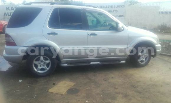 Buy Used Mercedes-Benz ML–Class Silver Car in Windhoek in Namibia Buy Used Mercedes-Benz ML–Class Silver Car in Windhoek in Namibia