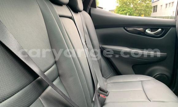 Buy Used Nissan Qashqai Silver Car in Walvis Bay in Namibia Buy Used Nissan Qashqai Silver Car in Walvis Bay in Namibia