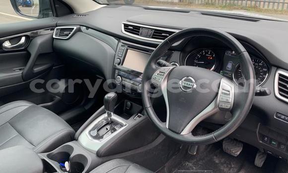 Buy Used Nissan Qashqai Silver Car in Walvis Bay in Namibia Buy Used Nissan Qashqai Silver Car in Walvis Bay in Namibia