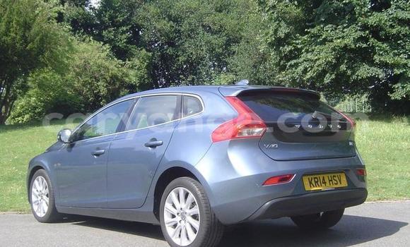 Buy Used Volvo V40 Blue Car in Opuwo in Kunene Buy Used Volvo V40 Blue Car in Opuwo in Kunene