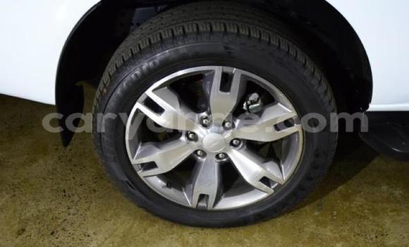 Buy Used Ford Everest White Car in Windhoek in Namibia Buy Used Ford Everest White Car in Windhoek in Namibia