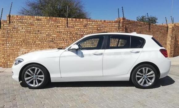 Acheter Occasion Voiture BMW 1er Blanc à Karasburg, Karas Acheter Occasion Voiture BMW 1er Blanc à Karasburg, Karas