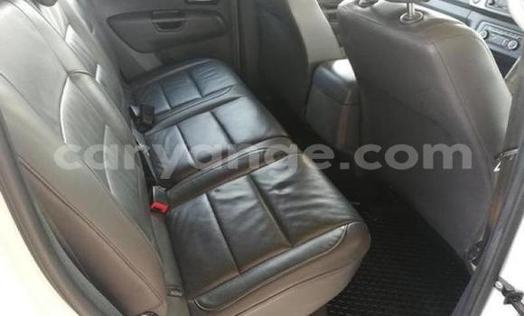 Buy Used Volkswagen Amarok White Car in Karasburg in Karas Buy Used Volkswagen Amarok White Car in Karasburg in Karas