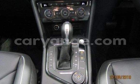 Buy Used Volkswagen Tiguan Silver Car in Karasburg in Karas Buy Used Volkswagen Tiguan Silver Car in Karasburg in Karas