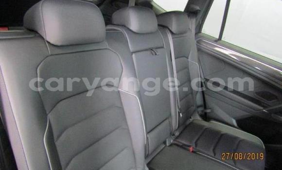 Buy Used Volkswagen Tiguan Silver Car in Karasburg in Karas Buy Used Volkswagen Tiguan Silver Car in Karasburg in Karas