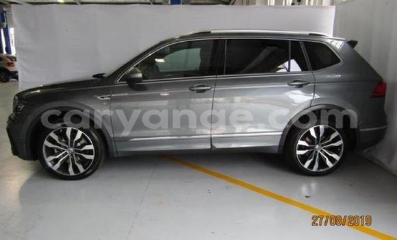 Buy Used Volkswagen Tiguan Silver Car in Karasburg in Karas Buy Used Volkswagen Tiguan Silver Car in Karasburg in Karas