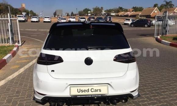 Acheter Occasion Voiture Volkswagen Golf Blanc à Karasburg, Karas Acheter Occasion Voiture Volkswagen Golf Blanc à Karasburg, Karas