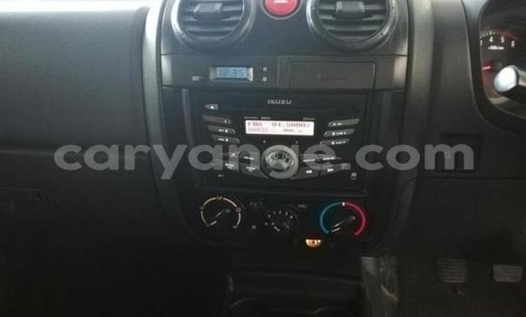 Buy Used Isuzu KB Red Car in Karasburg in Karas Buy Used Isuzu KB Red Car in Karasburg in Karas