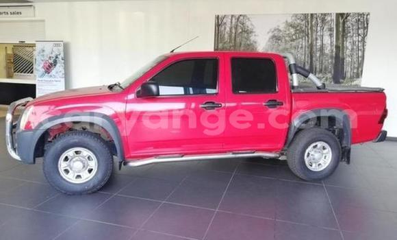 Buy Used Isuzu KB Red Car in Karasburg in Karas Buy Used Isuzu KB Red Car in Karasburg in Karas
