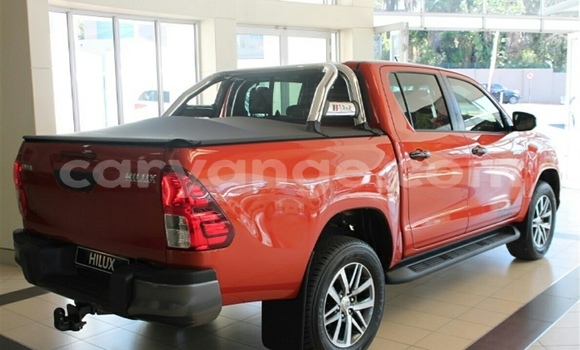 Buy Used Toyota Hilux Surf Red Car in Usakos in Erongo Buy Used Toyota Hilux Surf Red Car in Usakos in Erongo