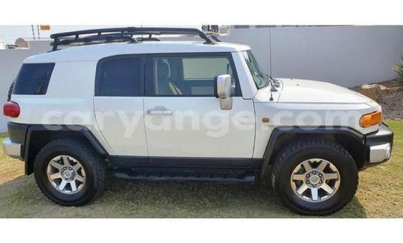 Buy Used Toyota FJ Cruiser Other Car in Karasburg in Karas Buy Used Toyota FJ Cruiser Other Car in Karasburg in Karas