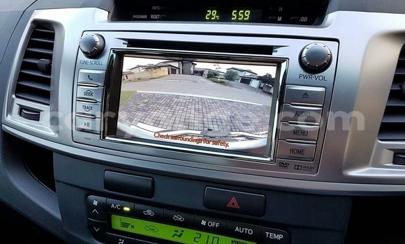 Buy Used Toyota Hilux Silver Car in Katima Mulilo in Caprivi Buy Used Toyota Hilux Silver Car in Katima Mulilo in Caprivi