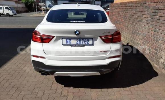 Acheter Occasion Voiture BMW X4 Blanc à Karasburg, Karas Acheter Occasion Voiture BMW X4 Blanc à Karasburg, Karas