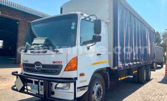 Buy Used Hino Ranger White Truck in Karasburg in Karas