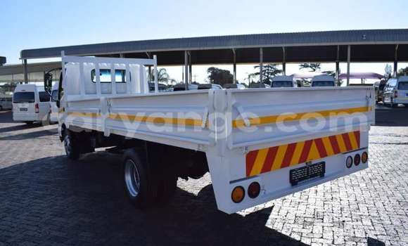 Buy Used Hino 300 Series White Truck in Karasburg in Karas Buy Used Hino 300 Series White Truck in Karasburg in Karas