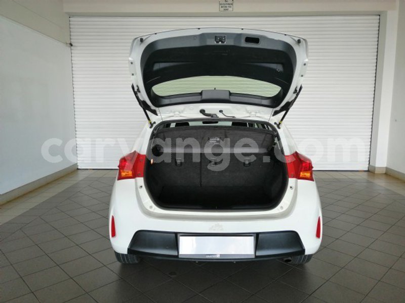 Big with watermark toyota auris namibia windhoek 8643